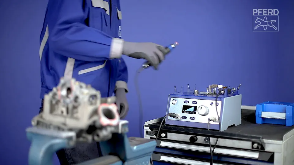Standbild aus dem PFERD-Video PFERD Micromotor