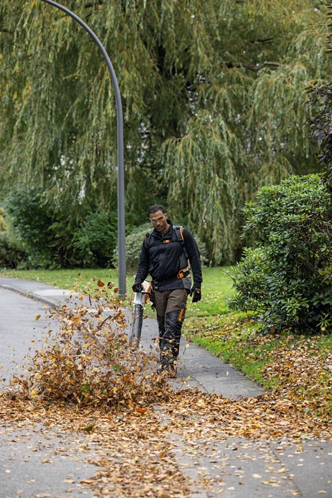 STIHL BGA 200